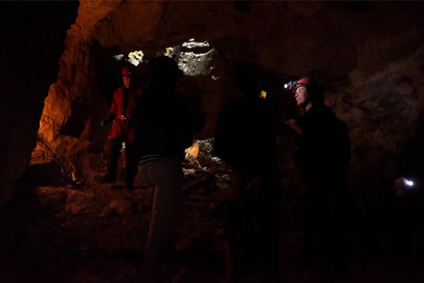 Edurne Rubio_Visiting a Cave_web_29.jpg